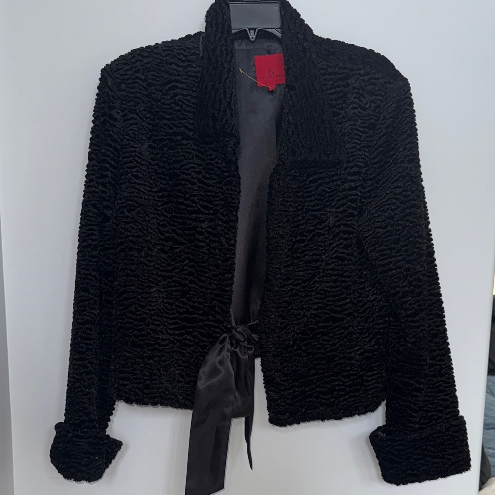 Chic Black Textured Teddy Jacket